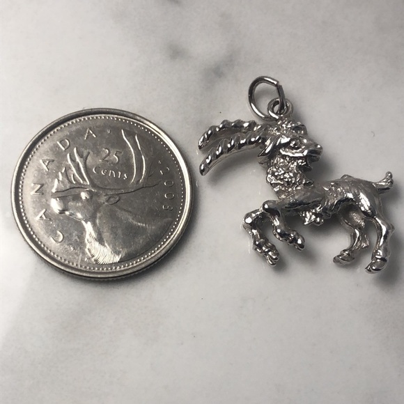 Aries sterling silver ram zodiac charm - Picture 8 of 8